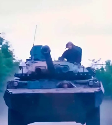 На ТОТ Херсонщини українські військові вдарили по ворожому бліндажу (відео)