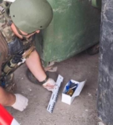 У Рівному на Галицького чоловік виявив гранату (ФОТО)