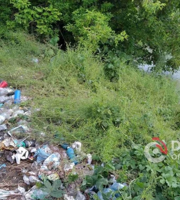 В Днепре ликвидируют стихийную свалку возле канала Гнилокиш
