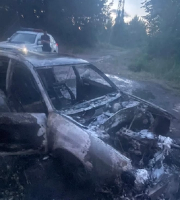 У Карлівці вночі згорів легковий автомобіль