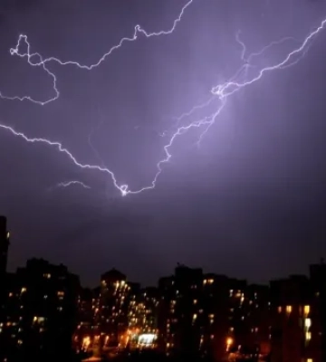 Дощ, місцями гроза та до +28°С: прогноз погоди по Київщині на 2 червня