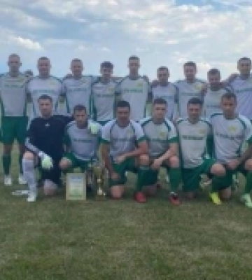 Футболісти дочекалися нагороди: команді з Острожчини вручили бронзу минулорічного Чемпіонату Рівненського району