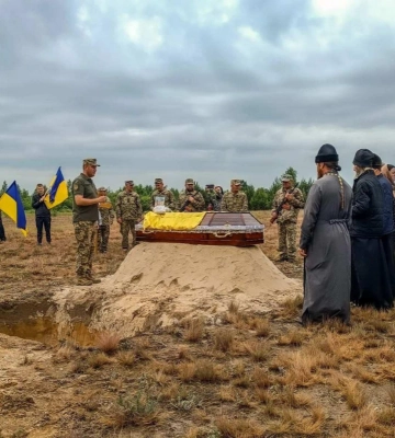 Родина більше року жила у молитвах: на Волині прощались з Героєм Сергієм Михалевським