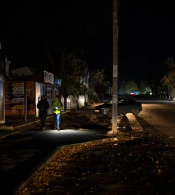 Майже по всій Україні протягом доби відключатимуть світло