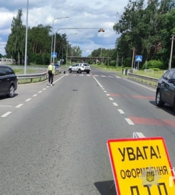 Смертельна аварія на Волині: автомобіль збив двох жінок на переході