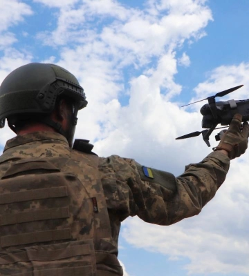 На Харківщині українські бійці мінують кордон з РФ за допомогою дронів, - Bild