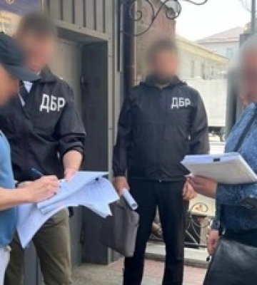 В Днепре мужчина отбивался от ТЦК. В военкомате говорят: Он – военный, пытался бежать