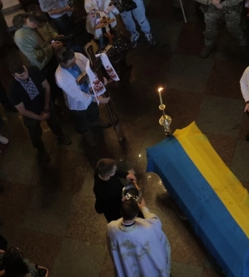 Віддала життя за Україну: у Києві почалося прощання з бойовою медикинею Іриною Цибух. Фото і відео