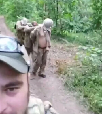 Росіяни катують українських військових, які потрапили в полон на Харківщині. ВIДЕО