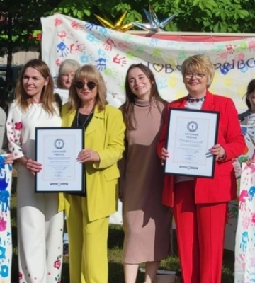 На Львівщині встановили світовий рекорд, який об’єднав дітей з п’яти континентів