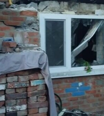 Доба на Харківщині: ракетний обстріл бази відпочинку у Слобожанській громаді та удар КАБом по Ізюмщині. Загинула людина, є поранені. ФОТОрепортаж