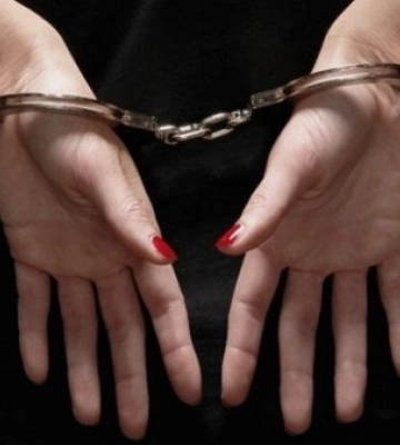 На Закарпатті затримали 23-річну жительку міста Свалява, яку підозрюють у шахрайстві