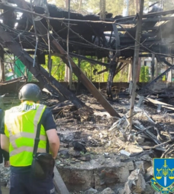 Удар по відпочинковому комплексу на Харківщині: з’явилися фото наслідків