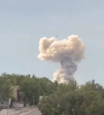  ПОТУЖНИЙ ПРИЛІТ  В Донецьку пролунали вибухи