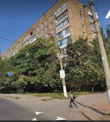 В оккупированном Донецке военнослужащий открыл стрельбу во дворе жилого дома: есть погибшие и раненые
