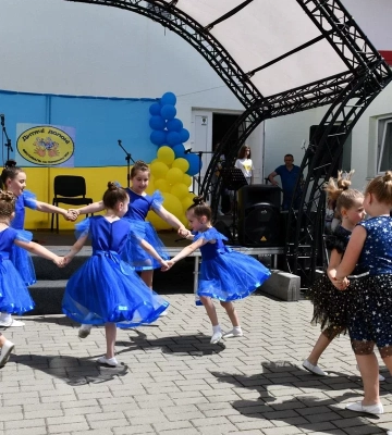 На благодійному фестивалі на Львівщині зібрали понад 350 тисяч гривень для ЗСУ - ФОТО