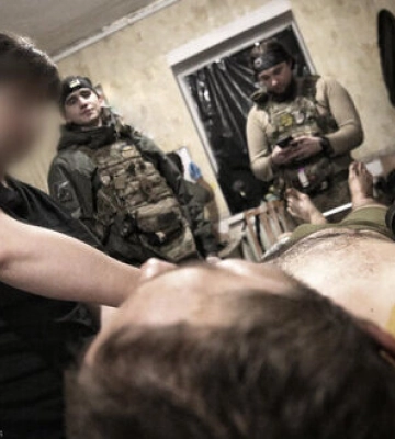 Бойові медики 128 ОГШБр евакуюють поранених штурмовиків. ФОТОрепортаж