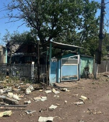 Рашисти вдарили КАБами по Михайлівці на Донеччині: Загинули 2 особи, зокрема 12-річний хлопець. ФОТОрепортаж
