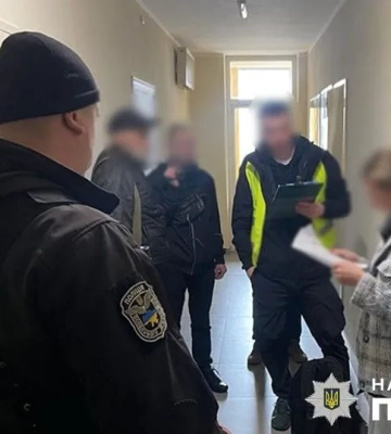 У Києві судитимуть шахраїв, які під виглядом благодійного фонду зібрали близько 5 мільйонів гривень
