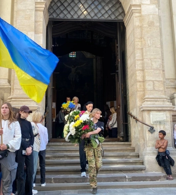 Львівщина прощається з бойовою медикинею і громадською діячкою Іриною Цибух: відео