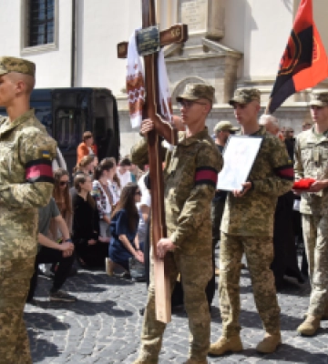 У Львові прощаються з парамедикинею Іриною Цибух