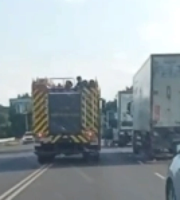 Під Луцьком загорілась вантажівка