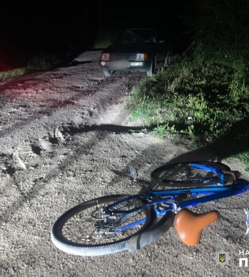 На Одещині малолітній велосипедист потрапив під колеса автомобіля