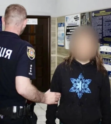 В Одесі жінка справила потребу на меморіалі загиблим воїнам: яке покарання її очікує