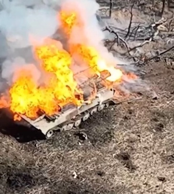 Понад 1200 військових, 15 танків і 65 артсистем: втрати армії РФ за добу війни в Україні