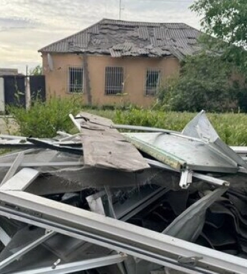 Ракетна атака на Дніпро: кількість поранених зросла до 7. ФОТОрепортаж