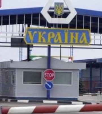 Львівський суд оштрафував поляка за ввезення авто під виглядом гуманітарної допомоги