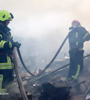 Наслідки ракетної атаки по Дніпру: скільки пошкоджених будинків та постраждалих людей