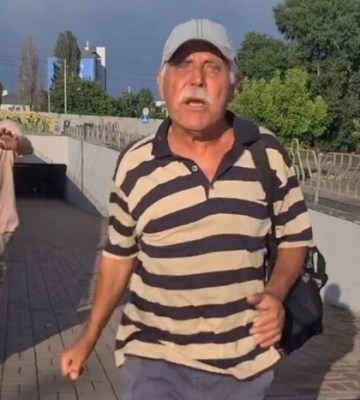 В Києві на волонтерку напали проросійськи налаштовані чоловіки