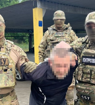СБУ викрила у Запоріжжі агента фсб, який готував підриви авто військовослужбовців ТЦК
