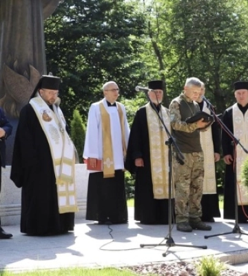 У Хмельницькому спільною молитвою вшанували пам'ять дітей, загиблих внаслідок війни