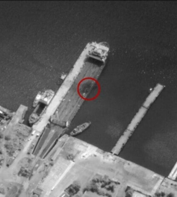 Сили оборони уразили поромну переправу у Криму і російський нафтовий термінал