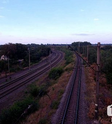 Від 12 000 до 20 000 гривень: криворіжцям пропонують 5 вакансій у залізничній сфері