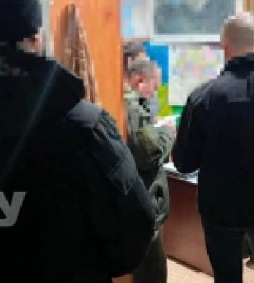На Рівненщині за матеріалами СБУ судитимуть правоохоронця, який передавав ворогу розвіддані про українських військових та оборону міста