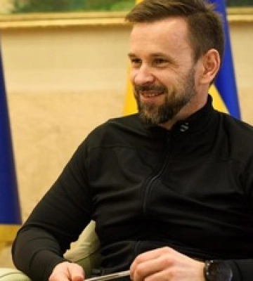 Корупційні схеми, контрабанда та угорські зв’язки: експерт розповів про очільника Закарпаття, якого можуть призначити в ОП