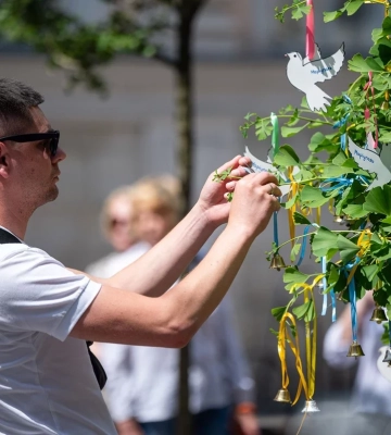 Львів вшанував пам’ять дітей, загиблих у війні - ФОТО