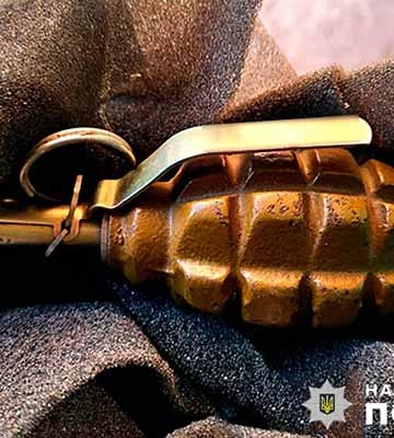 Поліція Полтавщини вилучила гранату та набої у жителя Чутівської громади