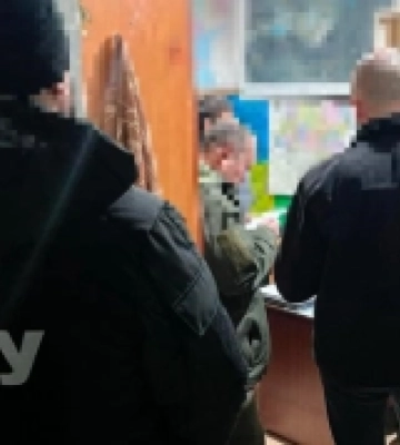 Шпигував за військовими і фотографував об′єкти РАЕС: на Рівненщині судитимуть правоохоронця-зрадника