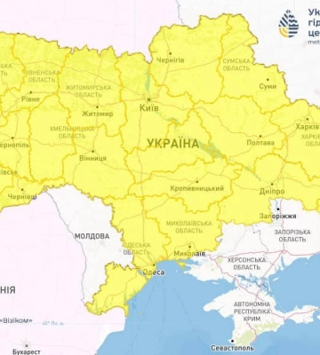 До Дніпропетровщини ввірвався дощ, гроза та шквальний вітер: якою буде погода 5 червня