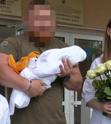 «Він хотів другу дитину, як хотів, так і сталось»: у Луцьку з перинатального зустріли дружину і новонародженого сина загиблого&amp;hellip;