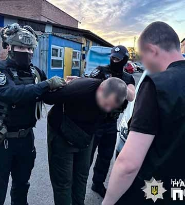 Потужний міжрегіональний канал збуту наркотиків ліквідували на Полтавщині