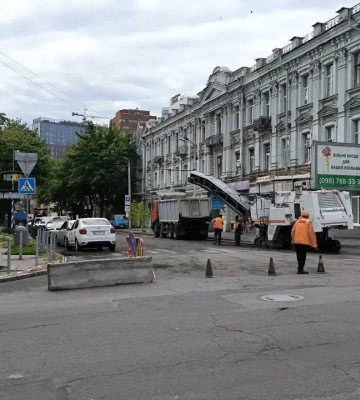 У середмісті Дніпра перекрито рух транспорту: де саме та на який період