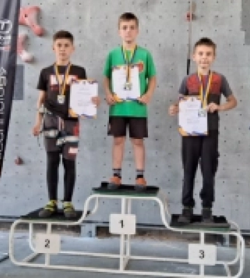 Одеські скелелази тріумфально виступили на чемпіонаті України серед учнів