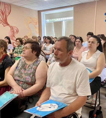 Освітяни з усієї країни приїхали в Черкаси переймати досвід