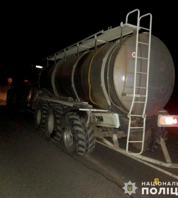 Водій легковика потрапив в реанімацію після ДТП з трактором на трасі Львів – Луцьк