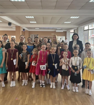 В обласному центрі Закарпаття відбулися змагання з танцювального спорту